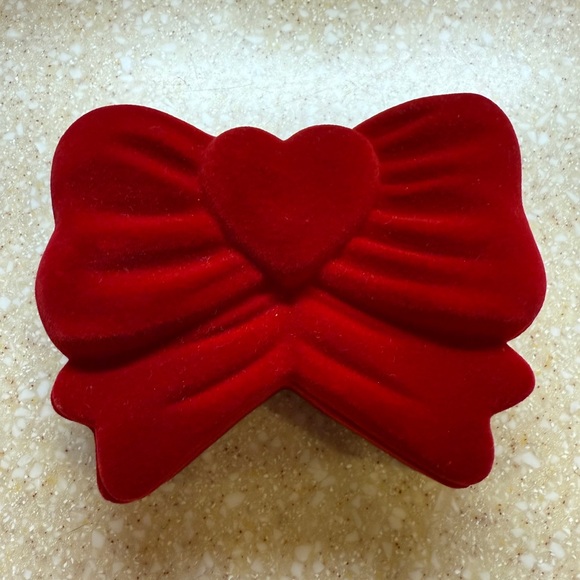 Hobby Lobby Accessories - Elegant Red Velvet Bow-Shaped Hinged Small Jewelry Box with Heart NEW